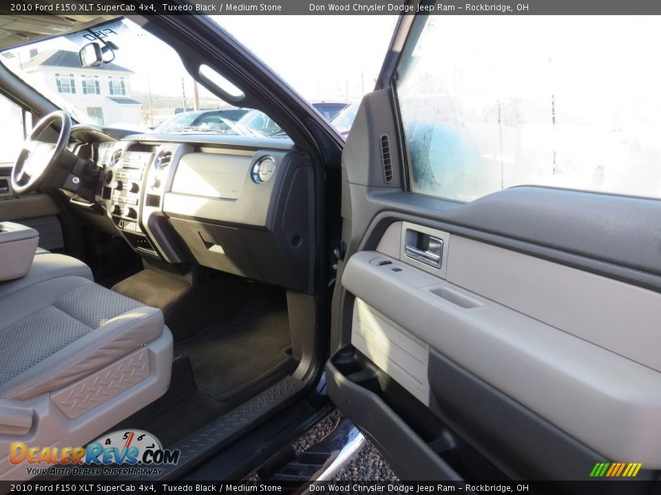 2010 Ford F150 XLT SuperCab 4x4 Tuxedo Black / Medium Stone Photo #29