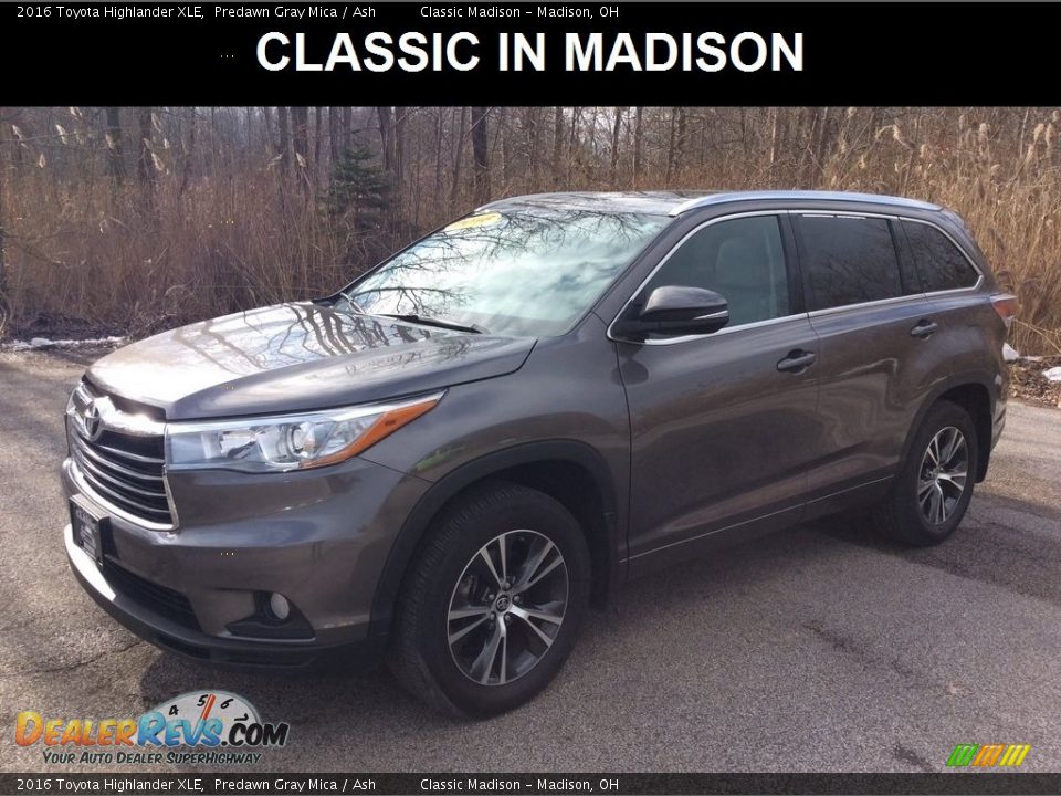 2016 Toyota Highlander XLE Predawn Gray Mica / Ash Photo #1
