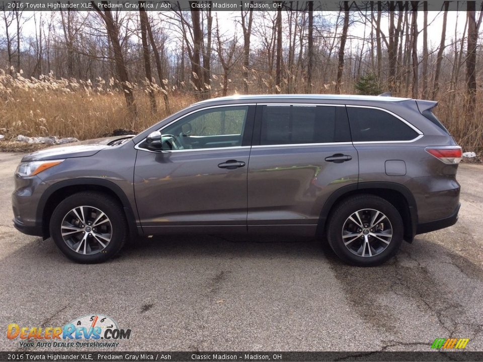 2016 Toyota Highlander XLE Predawn Gray Mica / Ash Photo #3