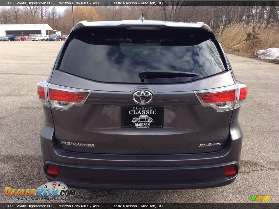2016 Toyota Highlander XLE Predawn Gray Mica / Ash Photo #5