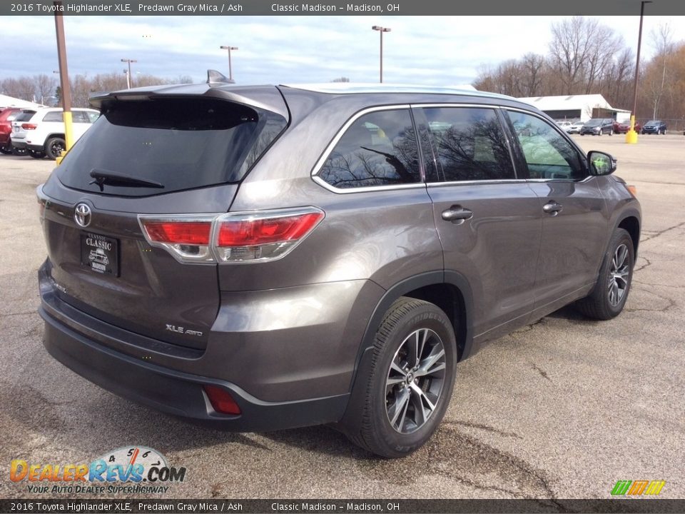 2016 Toyota Highlander XLE Predawn Gray Mica / Ash Photo #6
