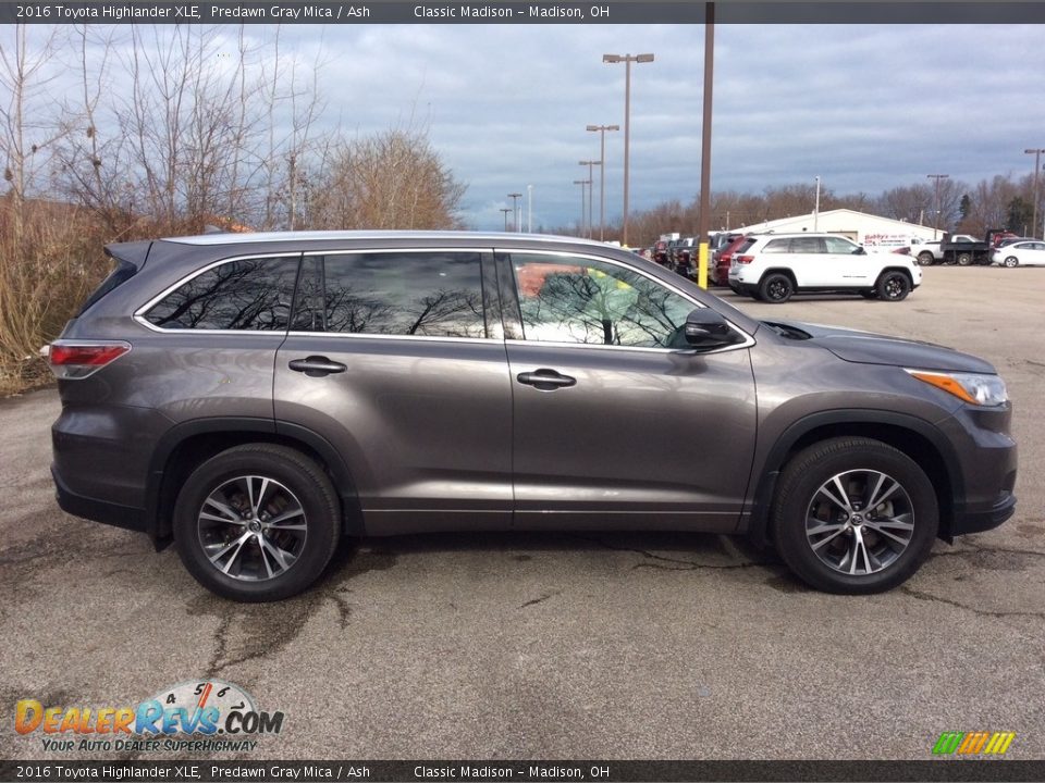 2016 Toyota Highlander XLE Predawn Gray Mica / Ash Photo #7
