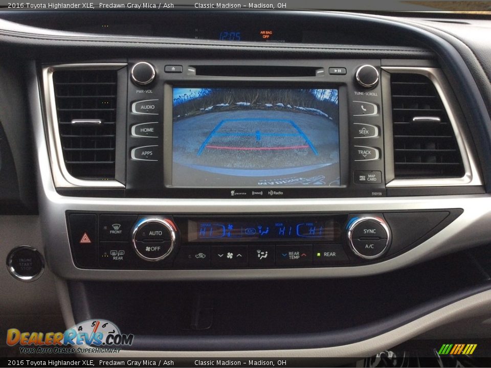 2016 Toyota Highlander XLE Predawn Gray Mica / Ash Photo #21