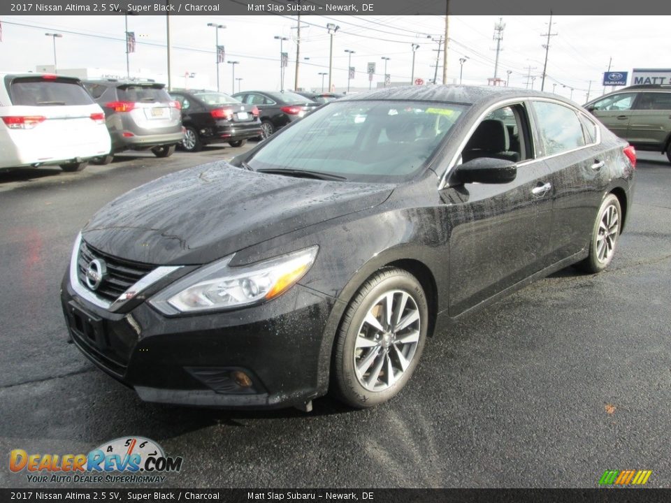 2017 Nissan Altima 2.5 SV Super Black / Charcoal Photo #2