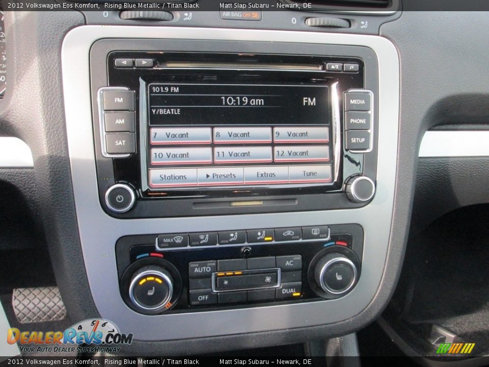 2012 Volkswagen Eos Komfort Rising Blue Metallic / Titan Black Photo #23