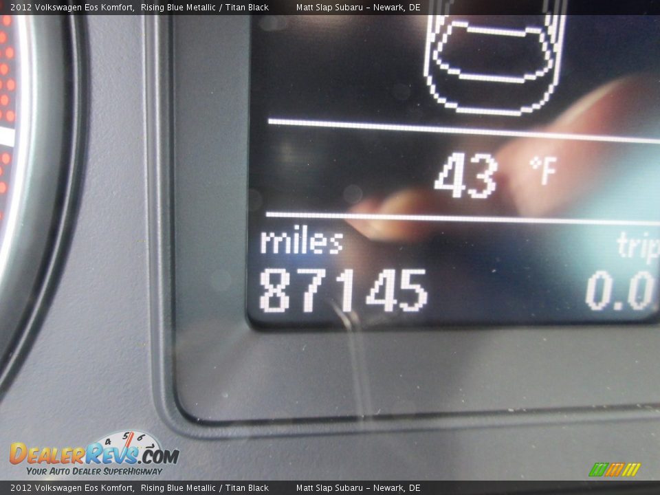 2012 Volkswagen Eos Komfort Rising Blue Metallic / Titan Black Photo #26