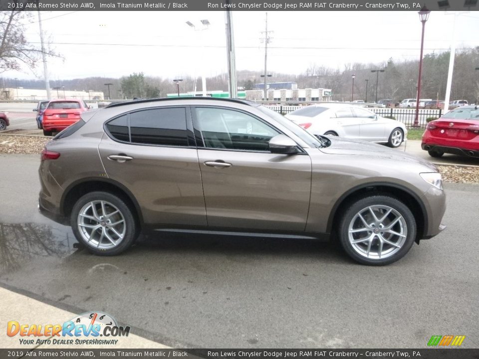 2019 Alfa Romeo Stelvio AWD Imola Titanium Metallic / Black Photo #10