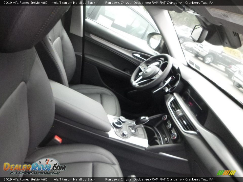 2019 Alfa Romeo Stelvio AWD Imola Titanium Metallic / Black Photo #15