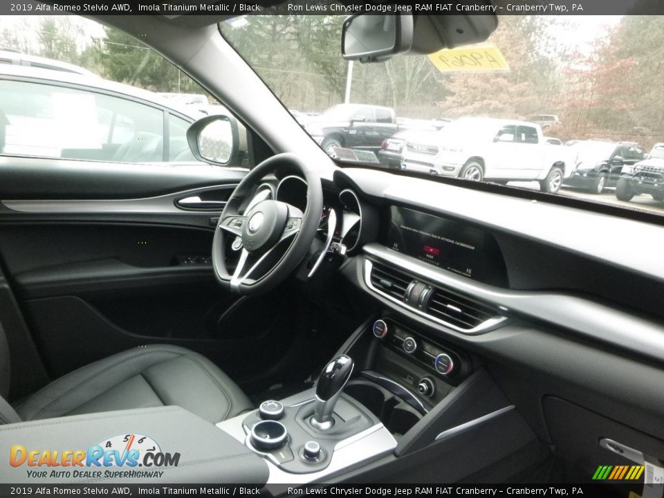 2019 Alfa Romeo Stelvio AWD Imola Titanium Metallic / Black Photo #16