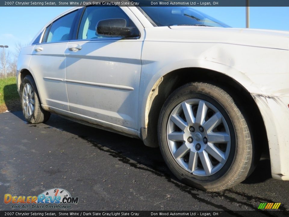 2007 Chrysler Sebring Sedan Stone White / Dark Slate Gray/Light Slate Gray Photo #2