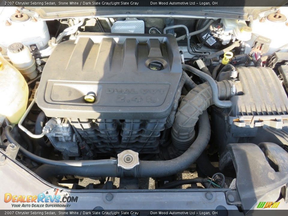 2007 Chrysler Sebring Sedan Stone White / Dark Slate Gray/Light Slate Gray Photo #8