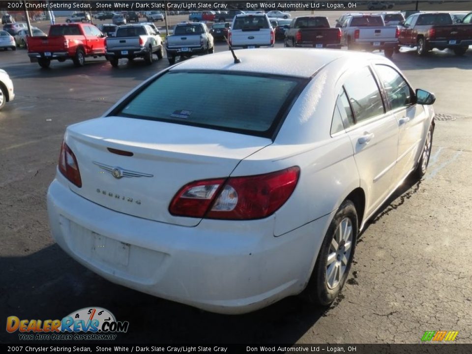 2007 Chrysler Sebring Sedan Stone White / Dark Slate Gray/Light Slate Gray Photo #18