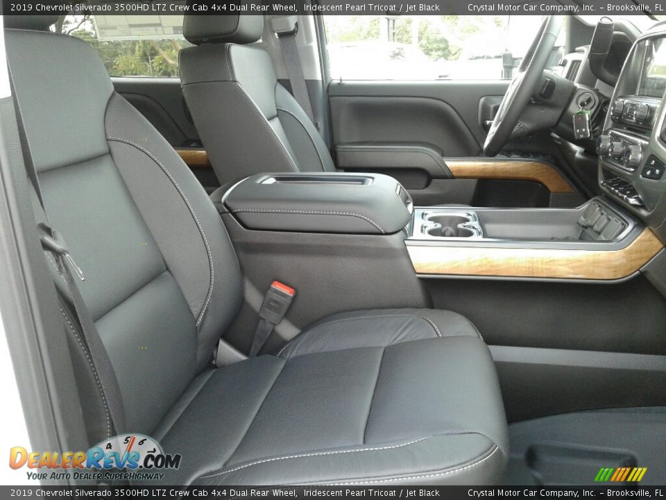 2019 Chevrolet Silverado 3500HD LTZ Crew Cab 4x4 Dual Rear Wheel Iridescent Pearl Tricoat / Jet Black Photo #12