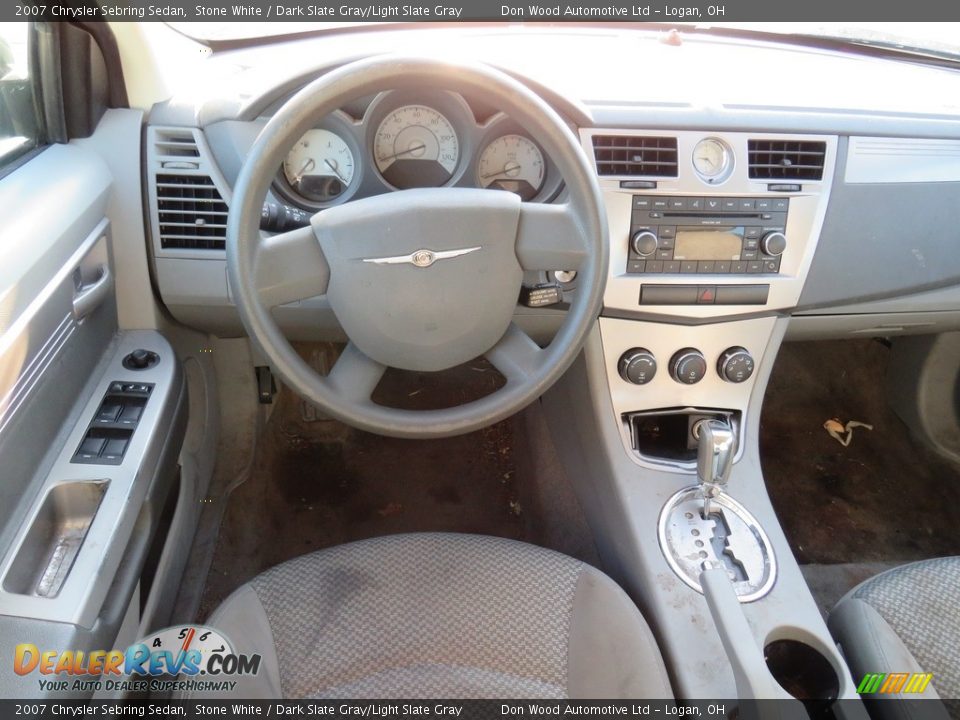2007 Chrysler Sebring Sedan Stone White / Dark Slate Gray/Light Slate Gray Photo #26