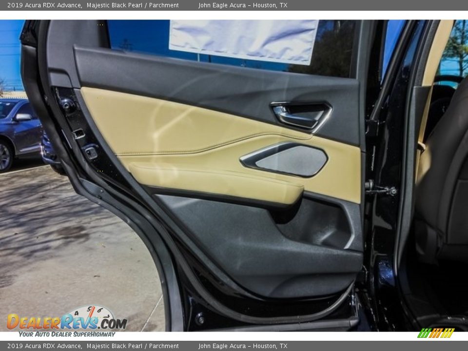 2019 Acura RDX Advance Majestic Black Pearl / Parchment Photo #17