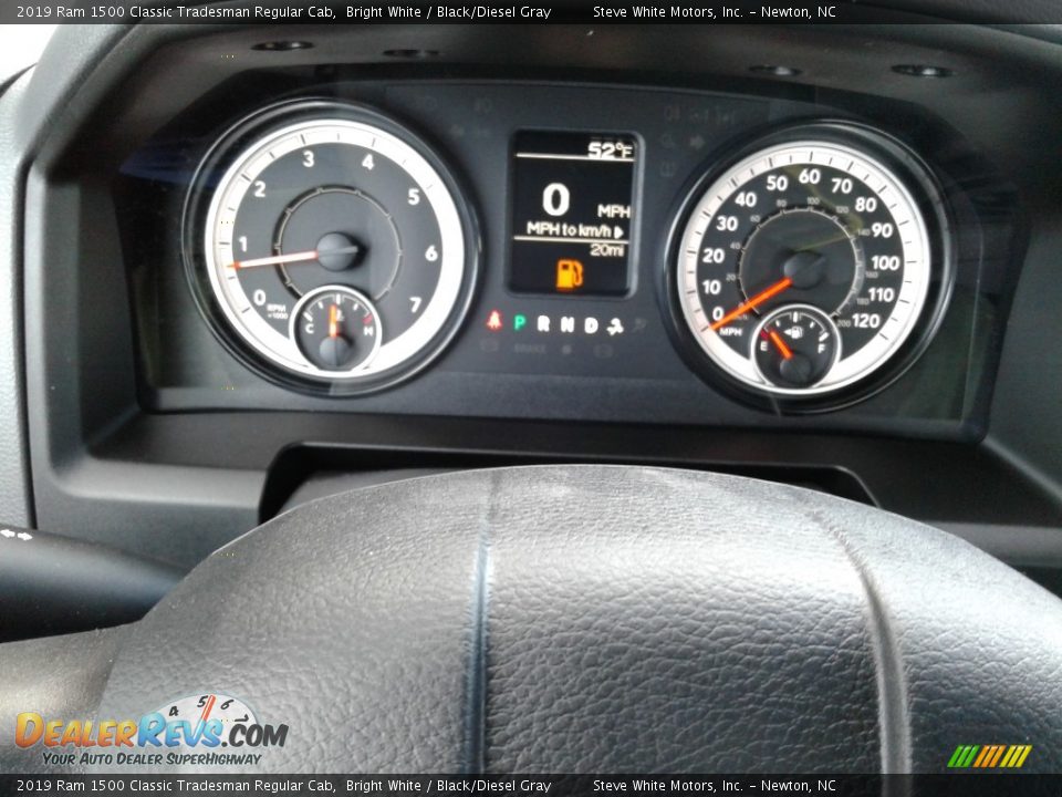 2019 Ram 1500 Classic Tradesman Regular Cab Bright White / Black/Diesel Gray Photo #17