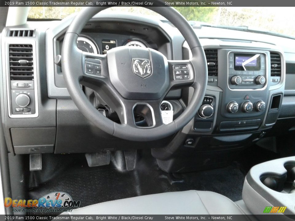 2019 Ram 1500 Classic Tradesman Regular Cab Bright White / Black/Diesel Gray Photo #23