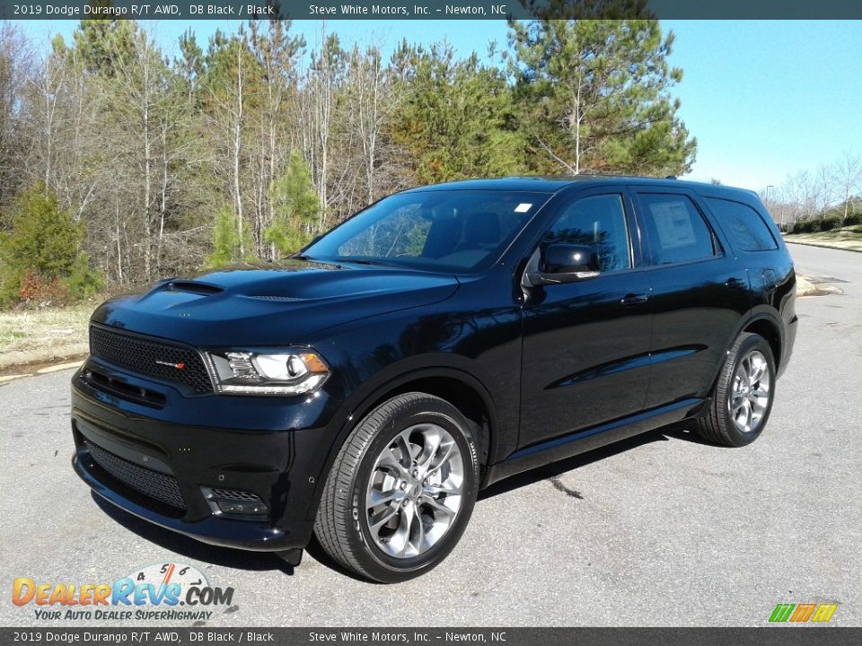 Front 3/4 View of 2019 Dodge Durango R/T AWD Photo #2