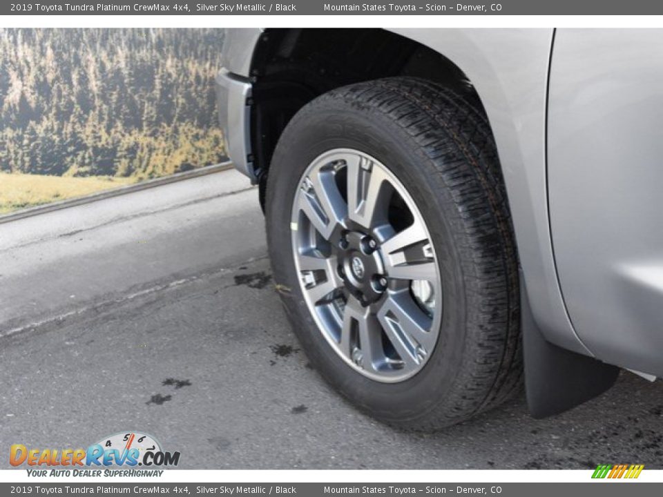2019 Toyota Tundra Platinum CrewMax 4x4 Silver Sky Metallic / Black Photo #34