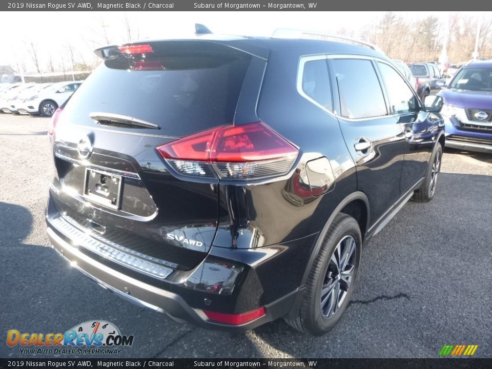 2019 Nissan Rogue SV AWD Magnetic Black / Charcoal Photo #6