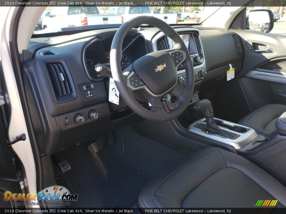 Front Seat of 2019 Chevrolet Colorado ZR2 Crew Cab 4x4 Photo #7
