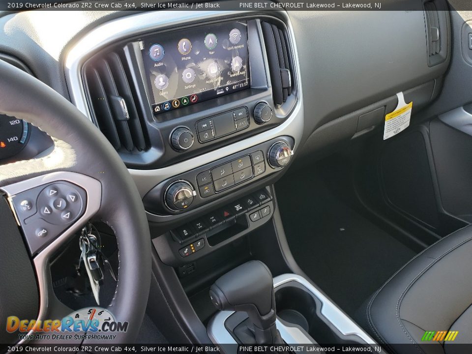 Controls of 2019 Chevrolet Colorado ZR2 Crew Cab 4x4 Photo #10