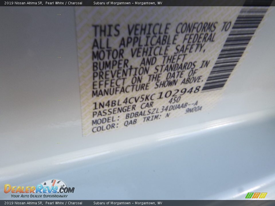 2019 Nissan Altima SR Pearl White / Charcoal Photo #15