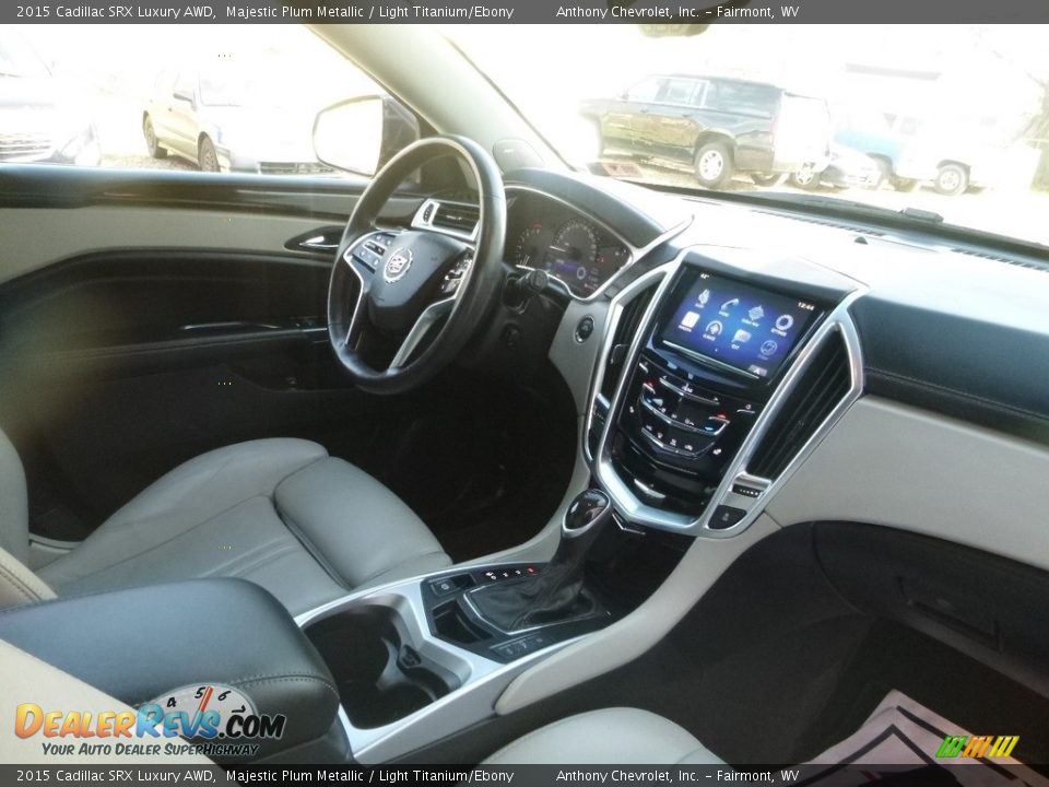 2015 Cadillac SRX Luxury AWD Majestic Plum Metallic / Light Titanium/Ebony Photo #11