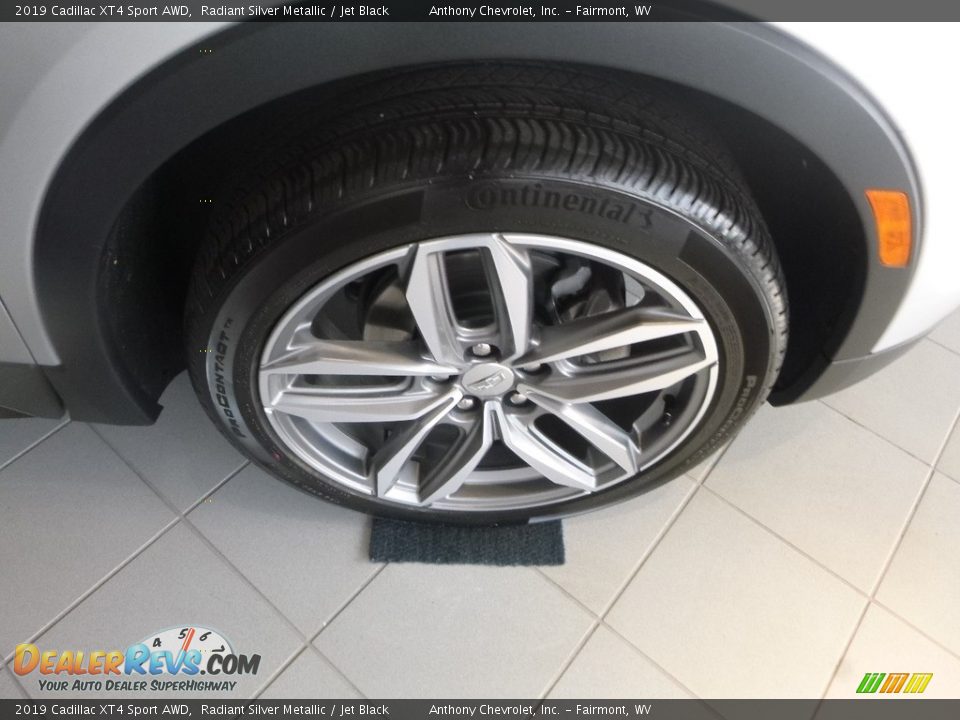 2019 Cadillac XT4 Sport AWD Radiant Silver Metallic / Jet Black Photo #2