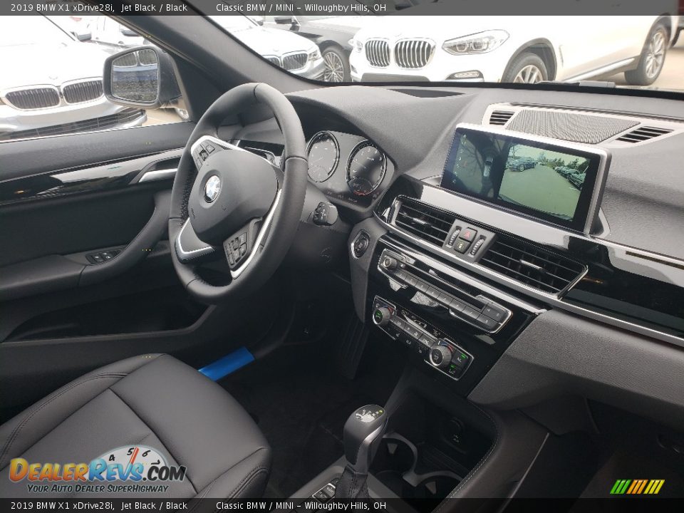 Black Interior - 2019 BMW X1 xDrive28i Photo #4
