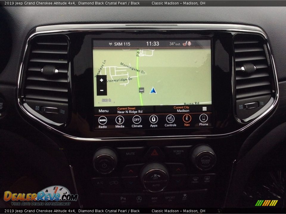 2019 Jeep Grand Cherokee Altitude 4x4 Diamond Black Crystal Pearl / Black Photo #16