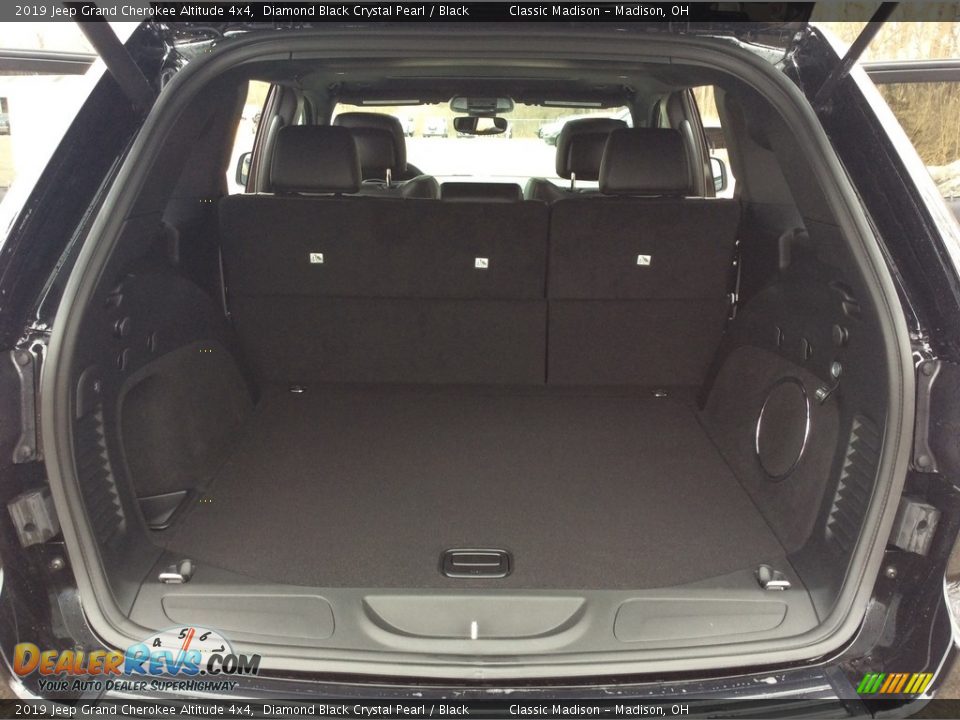 2019 Jeep Grand Cherokee Altitude 4x4 Diamond Black Crystal Pearl / Black Photo #19