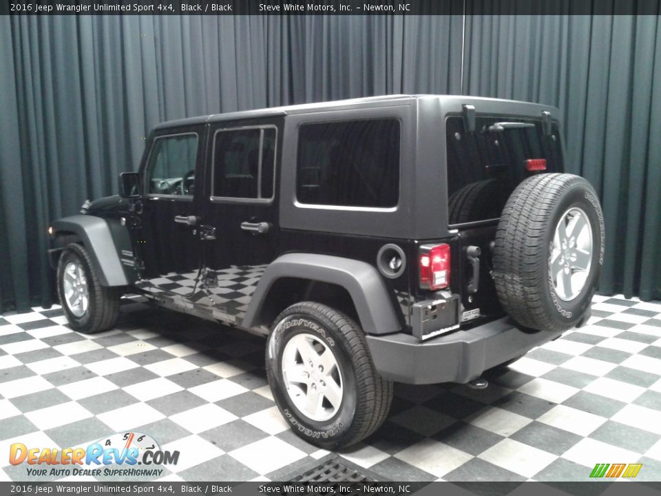 2016 Jeep Wrangler Unlimited Sport 4x4 Black / Black Photo #8