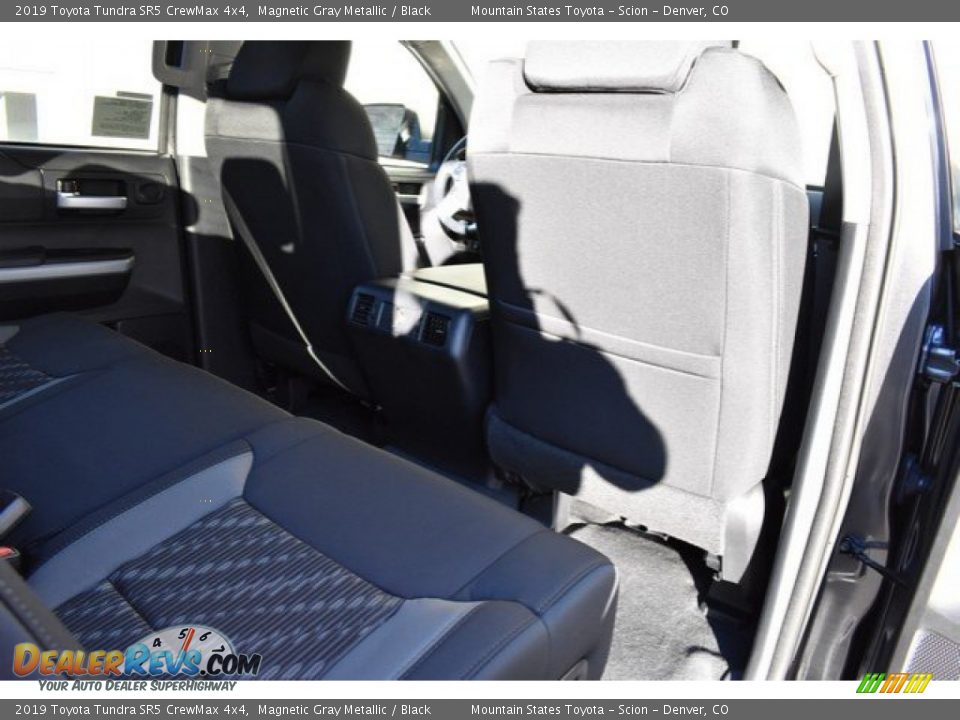 2019 Toyota Tundra SR5 CrewMax 4x4 Magnetic Gray Metallic / Black Photo #16