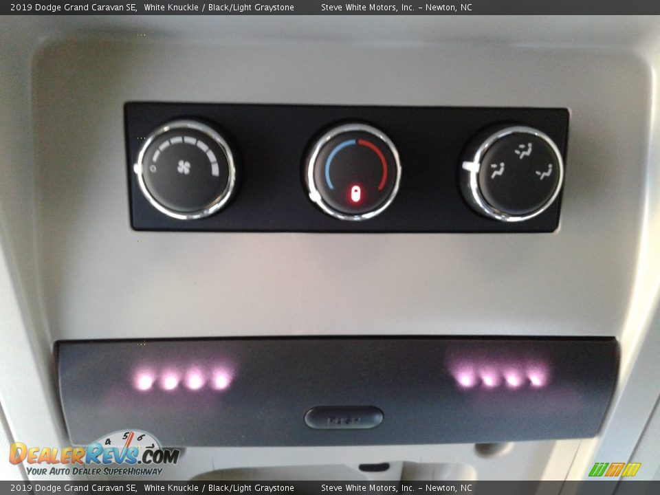 2019 Dodge Grand Caravan SE White Knuckle / Black/Light Graystone Photo #30