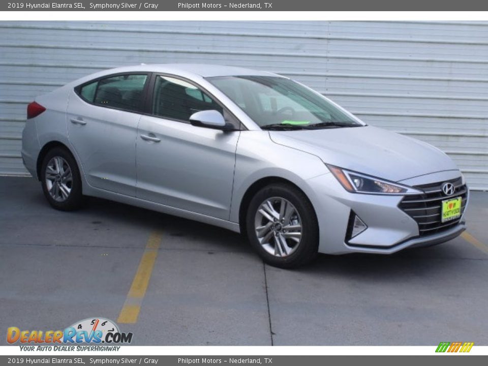 2019 Hyundai Elantra SEL Symphony Silver / Gray Photo #2