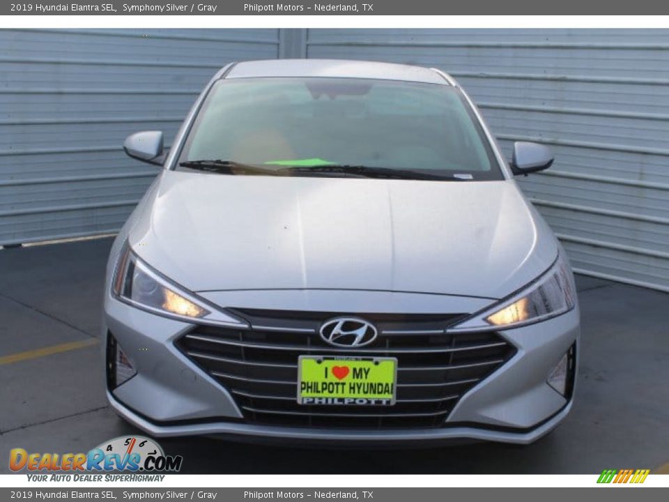 2019 Hyundai Elantra SEL Symphony Silver / Gray Photo #3