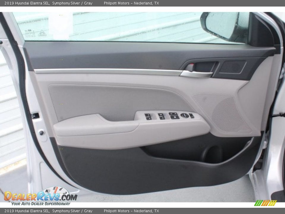 2019 Hyundai Elantra SEL Symphony Silver / Gray Photo #9