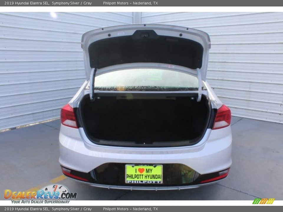2019 Hyundai Elantra SEL Symphony Silver / Gray Photo #20