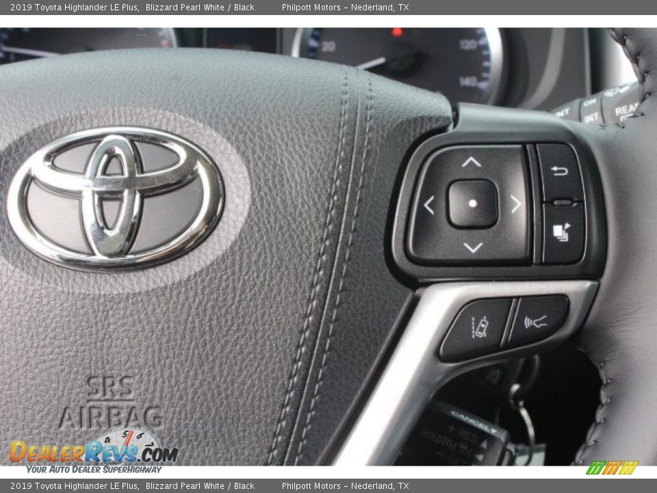 2019 Toyota Highlander LE Plus Steering Wheel Photo #16