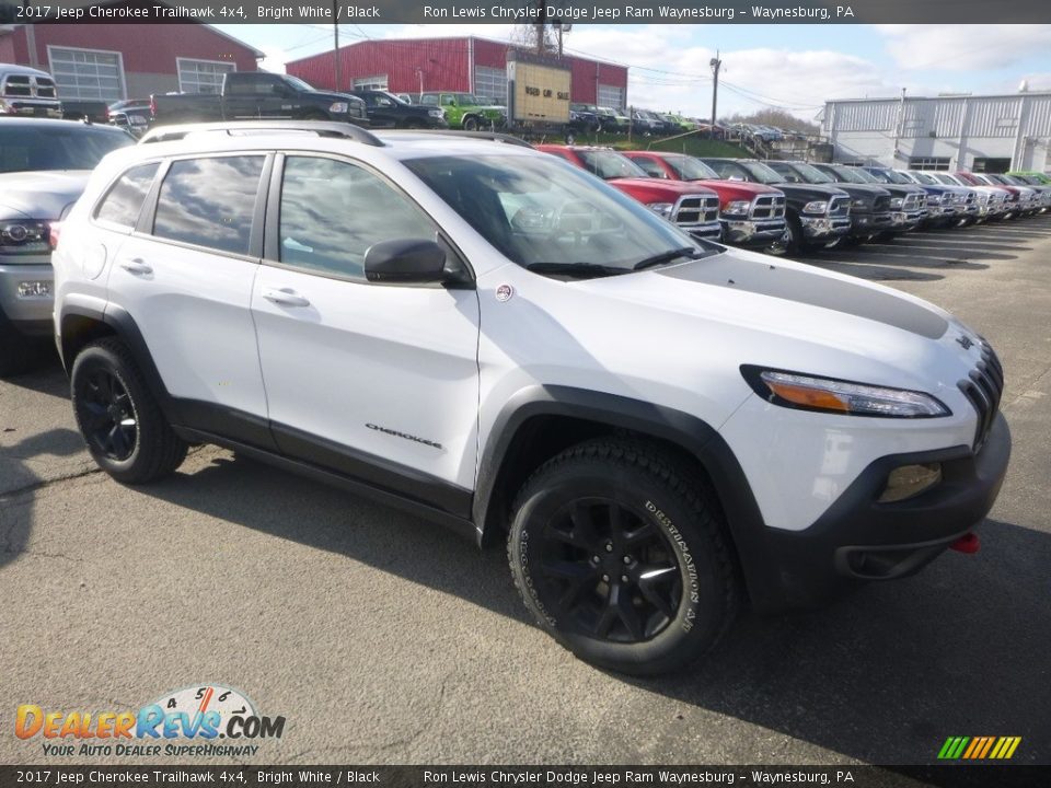2017 Jeep Cherokee Trailhawk 4x4 Bright White / Black Photo #7