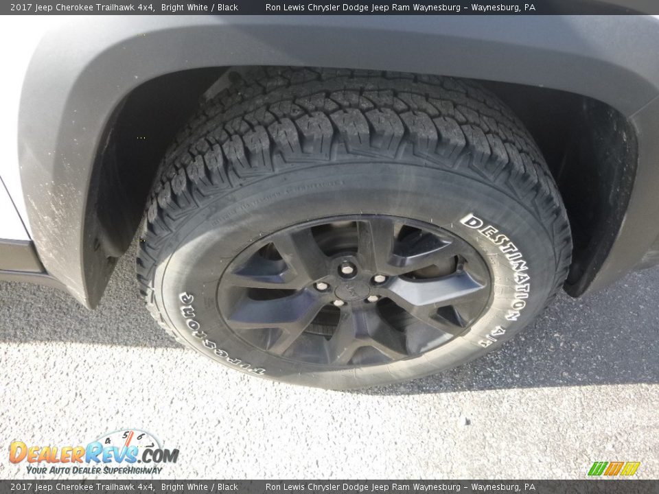 2017 Jeep Cherokee Trailhawk 4x4 Bright White / Black Photo #9
