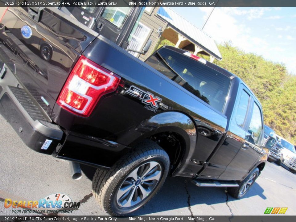 2019 Ford F150 STX SuperCab 4x4 Agate Black / Earth Gray Photo #31