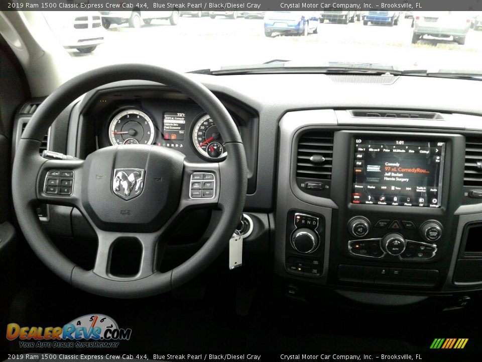 2019 Ram 1500 Classic Express Crew Cab 4x4 Blue Streak Pearl / Black/Diesel Gray Photo #13