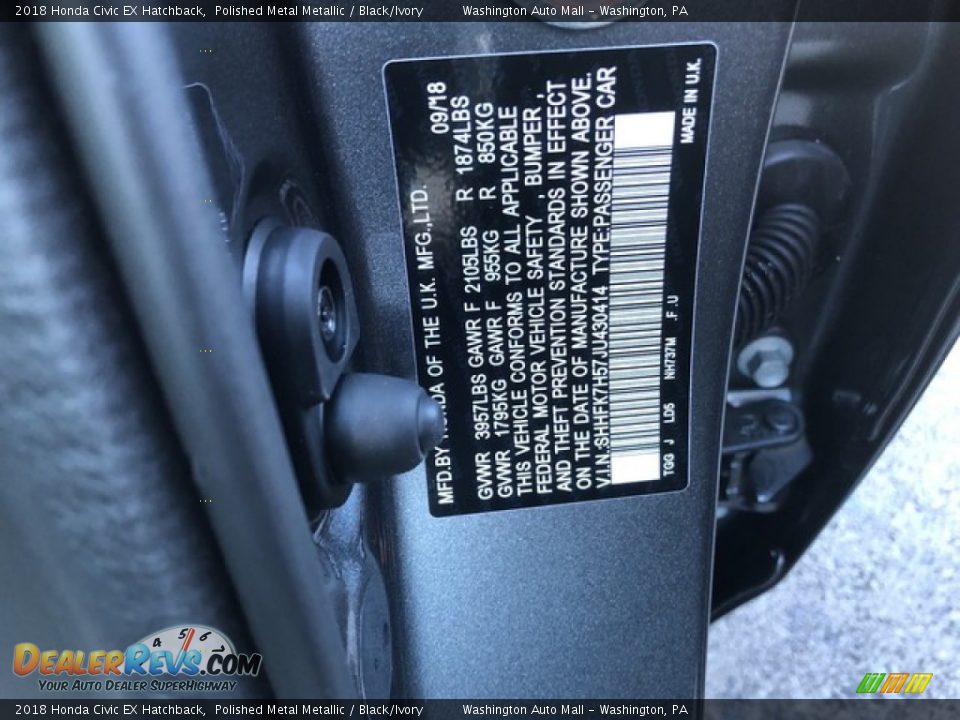 2018 Honda Civic EX Hatchback Polished Metal Metallic / Black/Ivory Photo #26