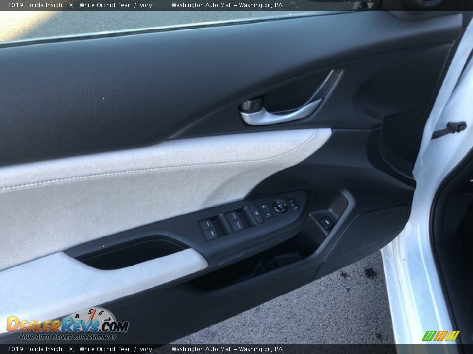 2019 Honda Insight EX White Orchid Pearl / Ivory Photo #14