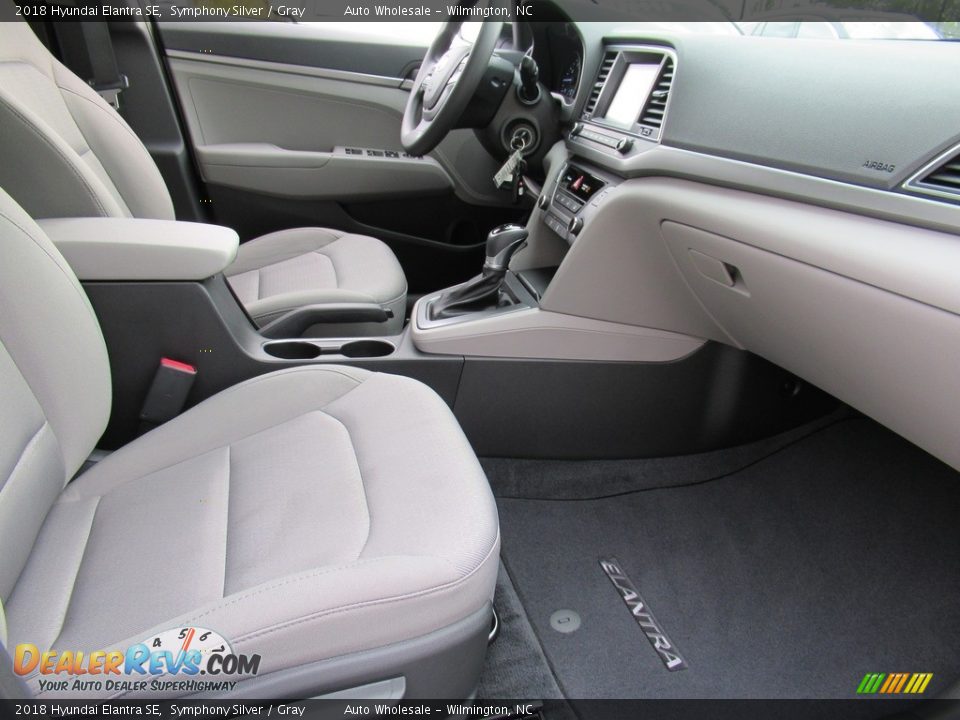 2018 Hyundai Elantra SE Symphony Silver / Gray Photo #13