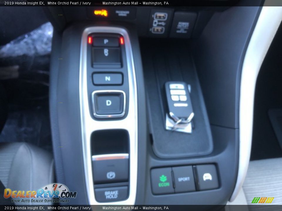 2019 Honda Insight EX White Orchid Pearl / Ivory Photo #21