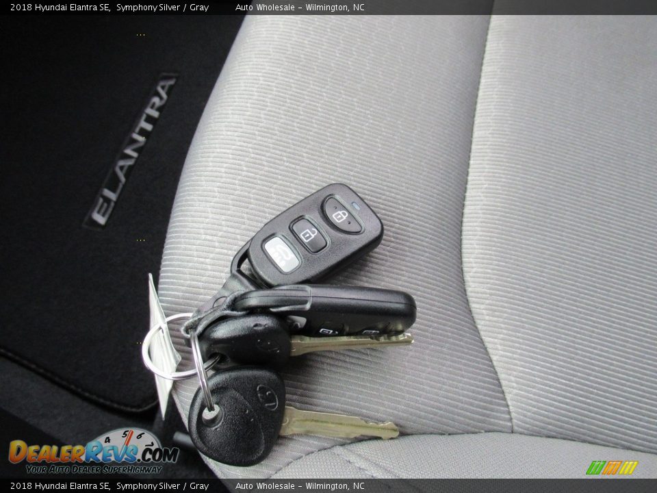 2018 Hyundai Elantra SE Symphony Silver / Gray Photo #20