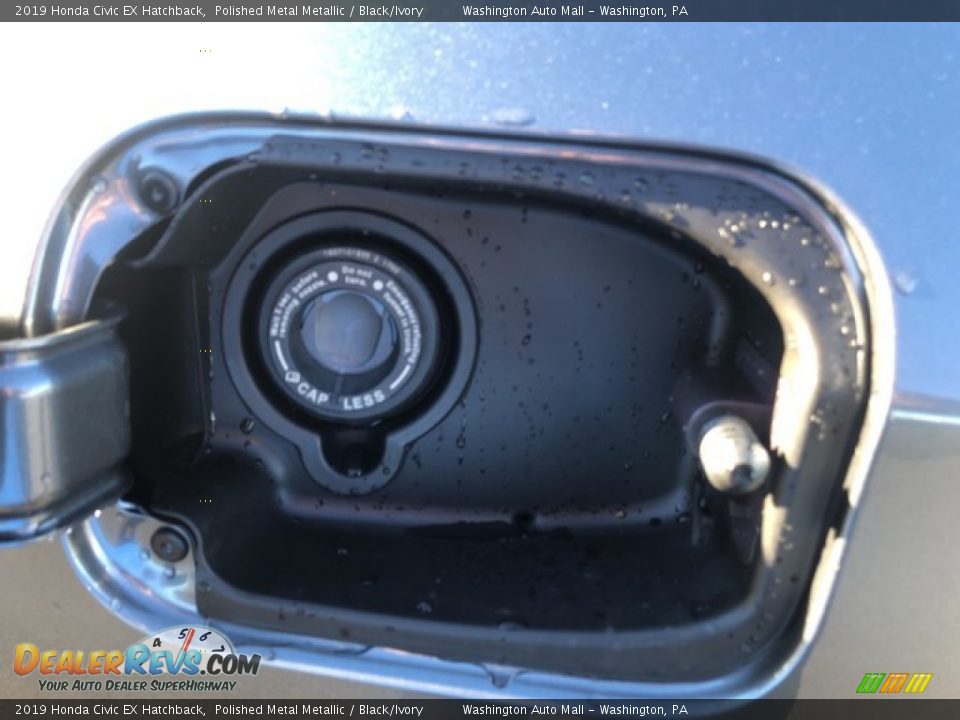 2019 Honda Civic EX Hatchback Polished Metal Metallic / Black/Ivory Photo #8